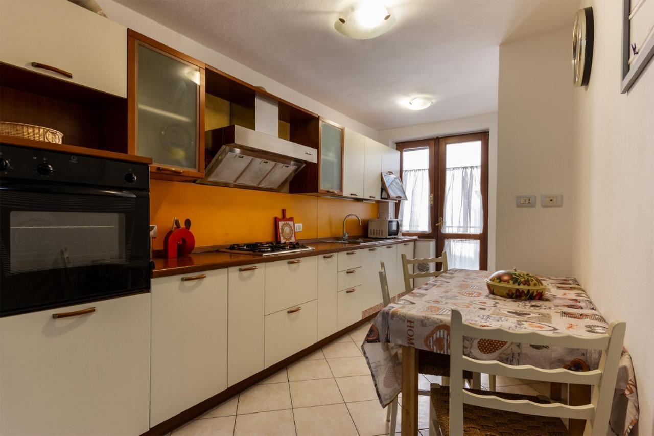 Dora Apartment - Smart Holiday Mantova Luaran gambar